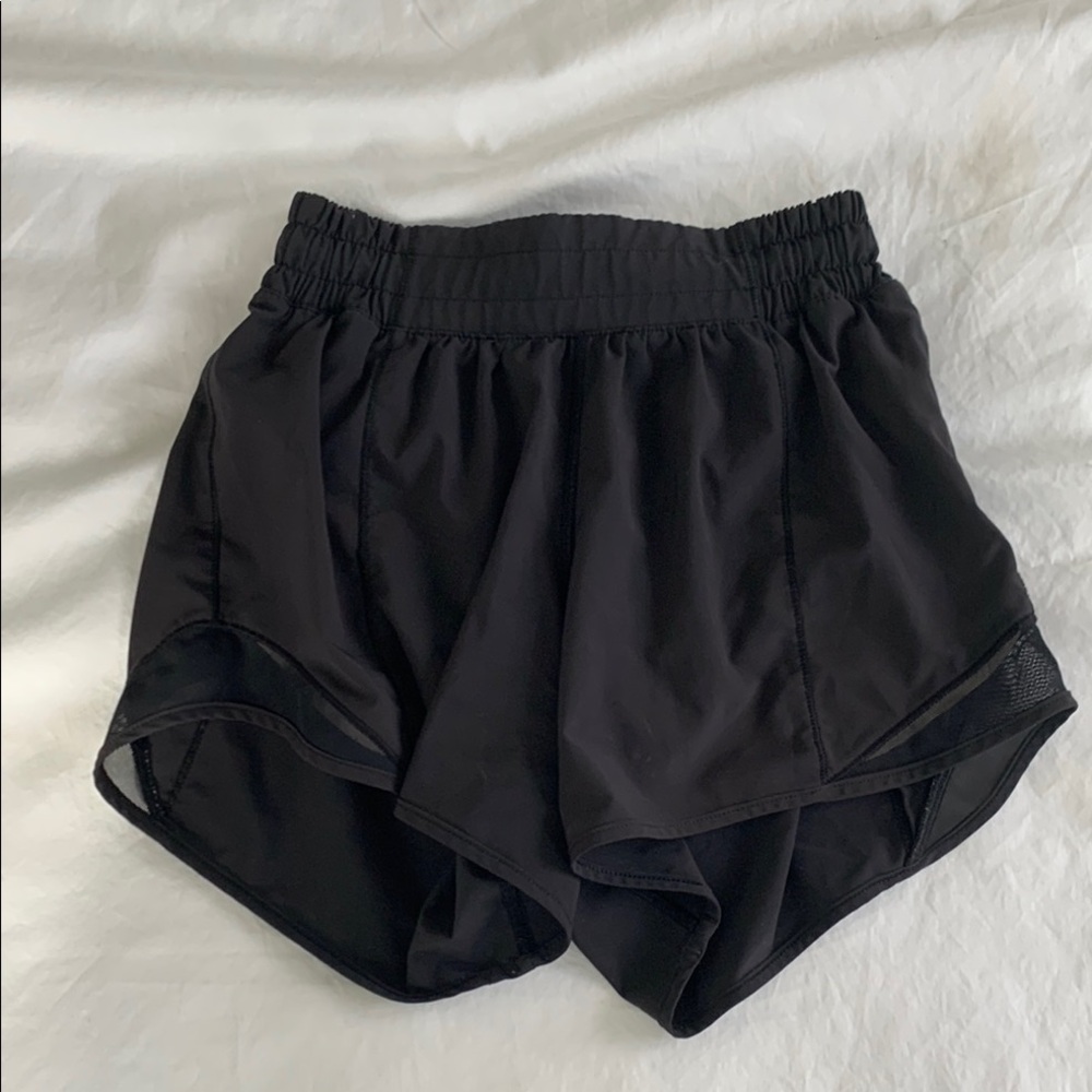 Lululemon Size 2 Black Women's Athletic Shorts